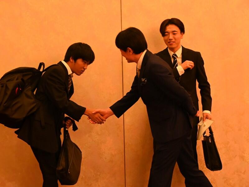 nyuusyamae.jpg